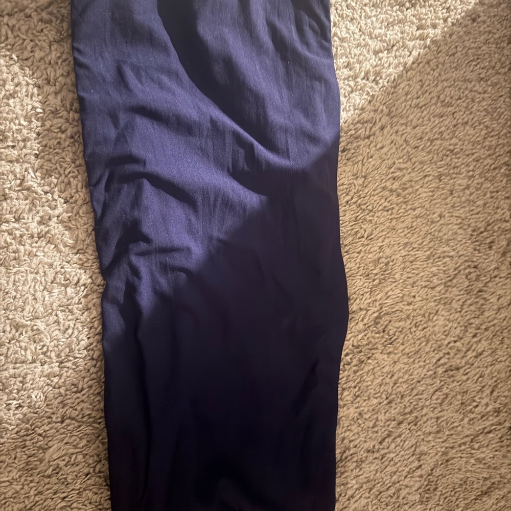 Classic Navy Leggings - Picture 2 of 3